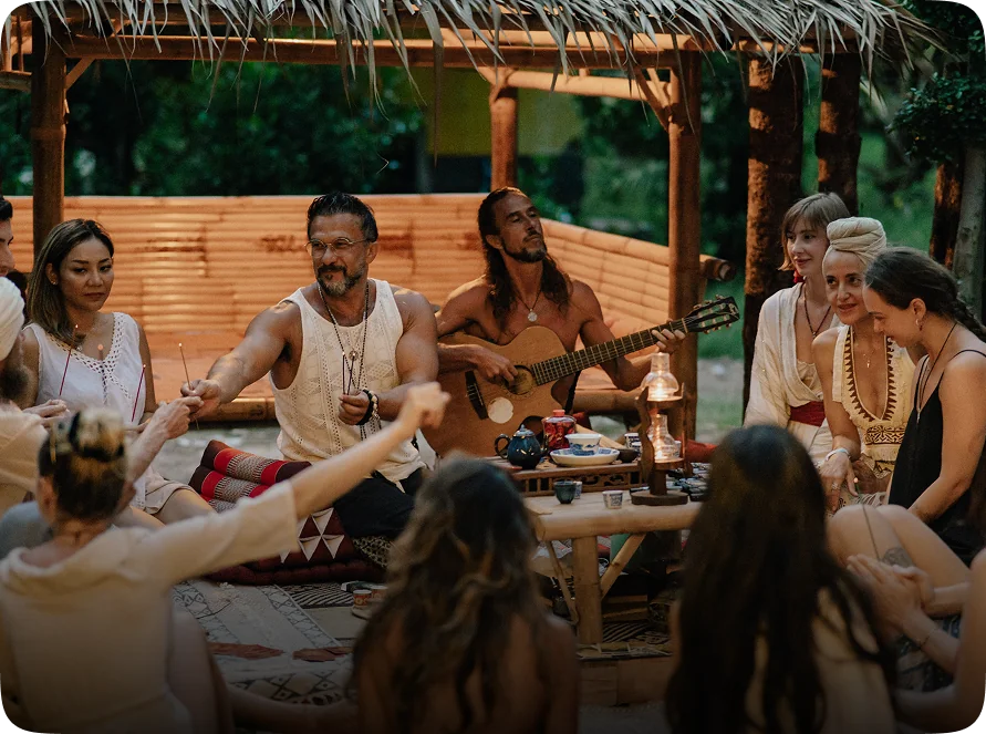 200-Stunden/300-Stunden Hybrid Yoga Teacher Training – 11. Aug. – 20. Aug. 2026