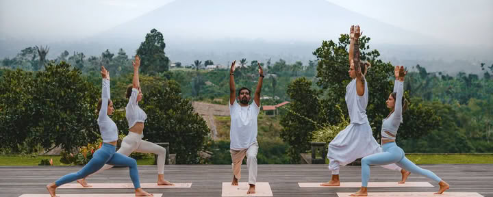 300-Stunden Yoga Teacher Training – 26. Okt. – 21. Nov. 2026