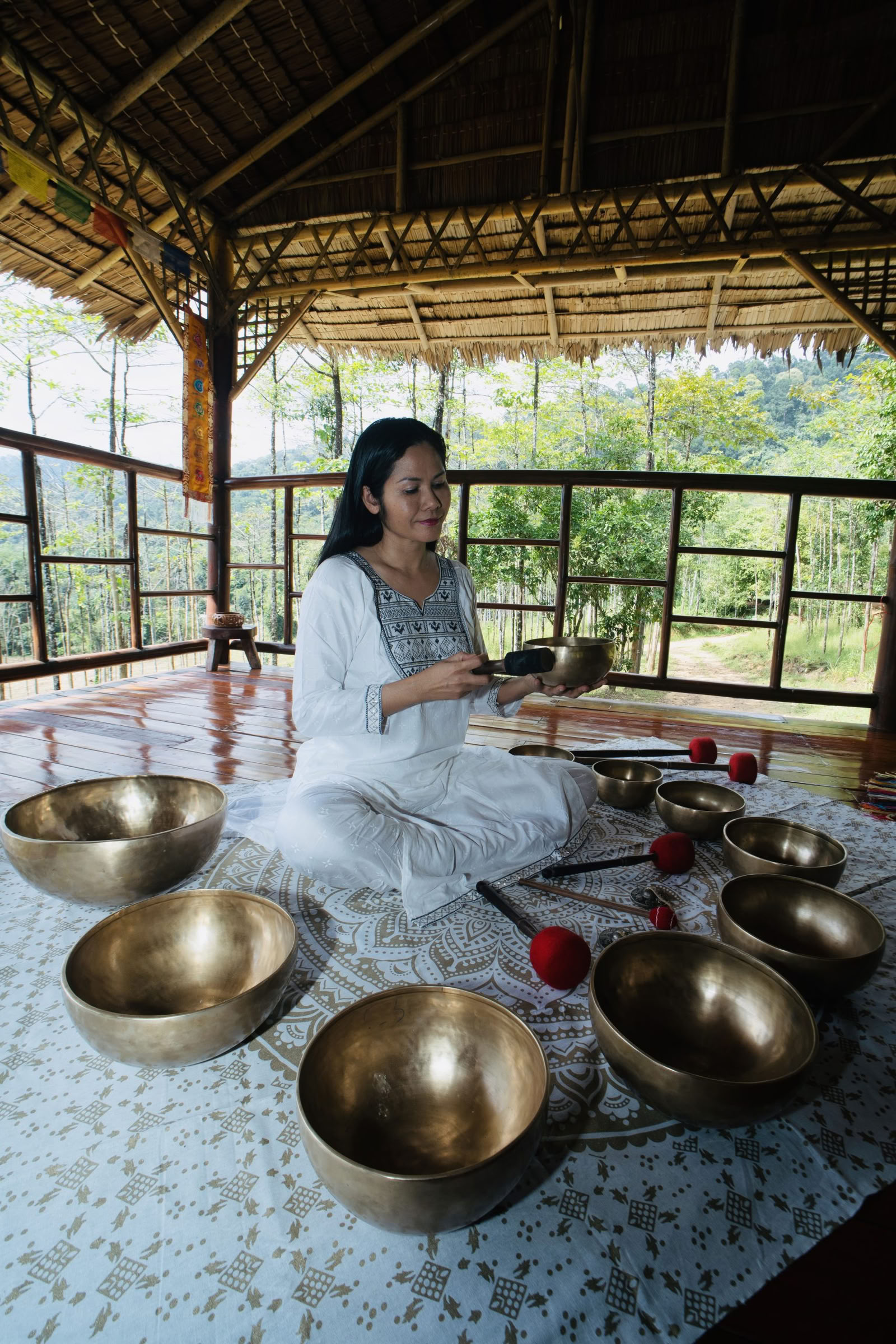 Gruppenklasse: Hatha Yoga + Thai-Meditation