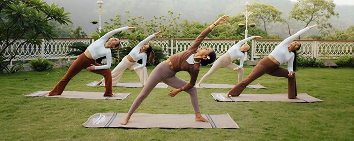 500-Stunden-Yoga-Lehrerausbildung in Rishikesh, Indien – 12. Sep. - 03. Nov. 2026