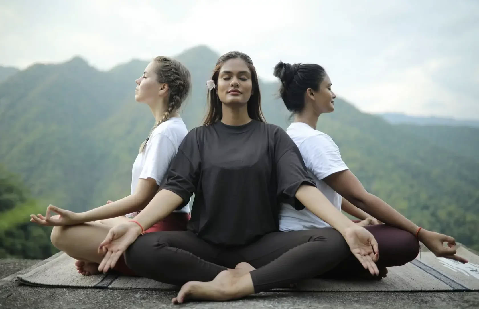 300-Stunden-Yogalehrerausbildung in Rishikesh – 20. Jan. - 18. Feb. 2027