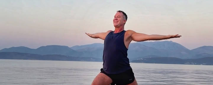 Escape ans Mittelmeer: Griechenland Yoga Retreat