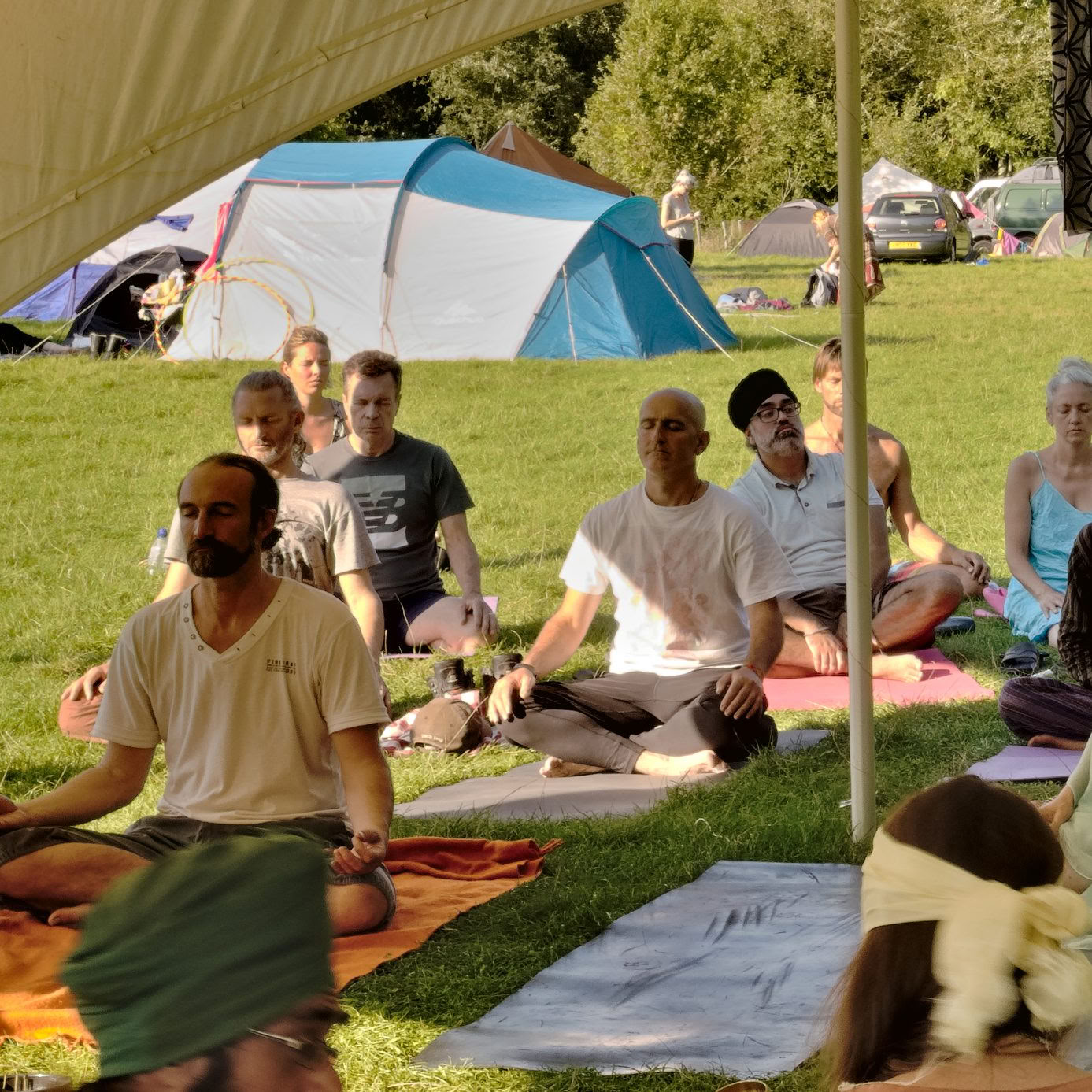 Reset and Restore Monatlicher Wellnessclub – 19. Dezember 2026 - Klangheilungsreise: Akustische Gelassenheit