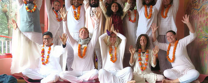200-Stunden Yoga Teacher Training – November 02
