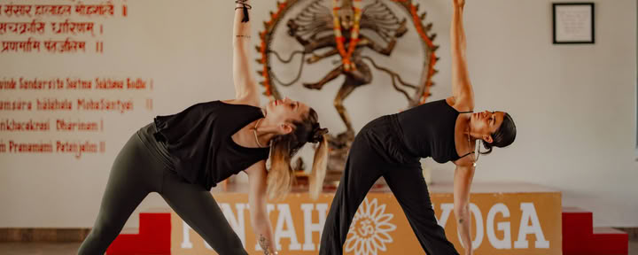 200-Stunden-Yoga-Lehrerausbildung – 1. Sep. - 23. Sep. 2026