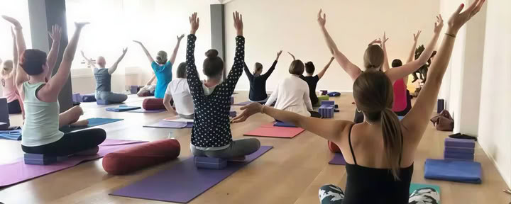 100-Stunden Multi-Style Yoga Teacher Training in Rishikesh