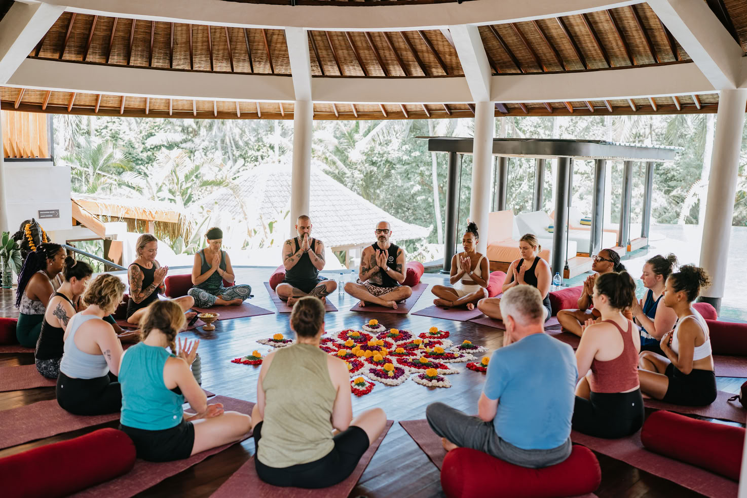 20-stündige Yoga-Lehrer-Ausbildung