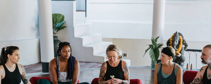 20-stündige Yoga-Lehrer-Ausbildung