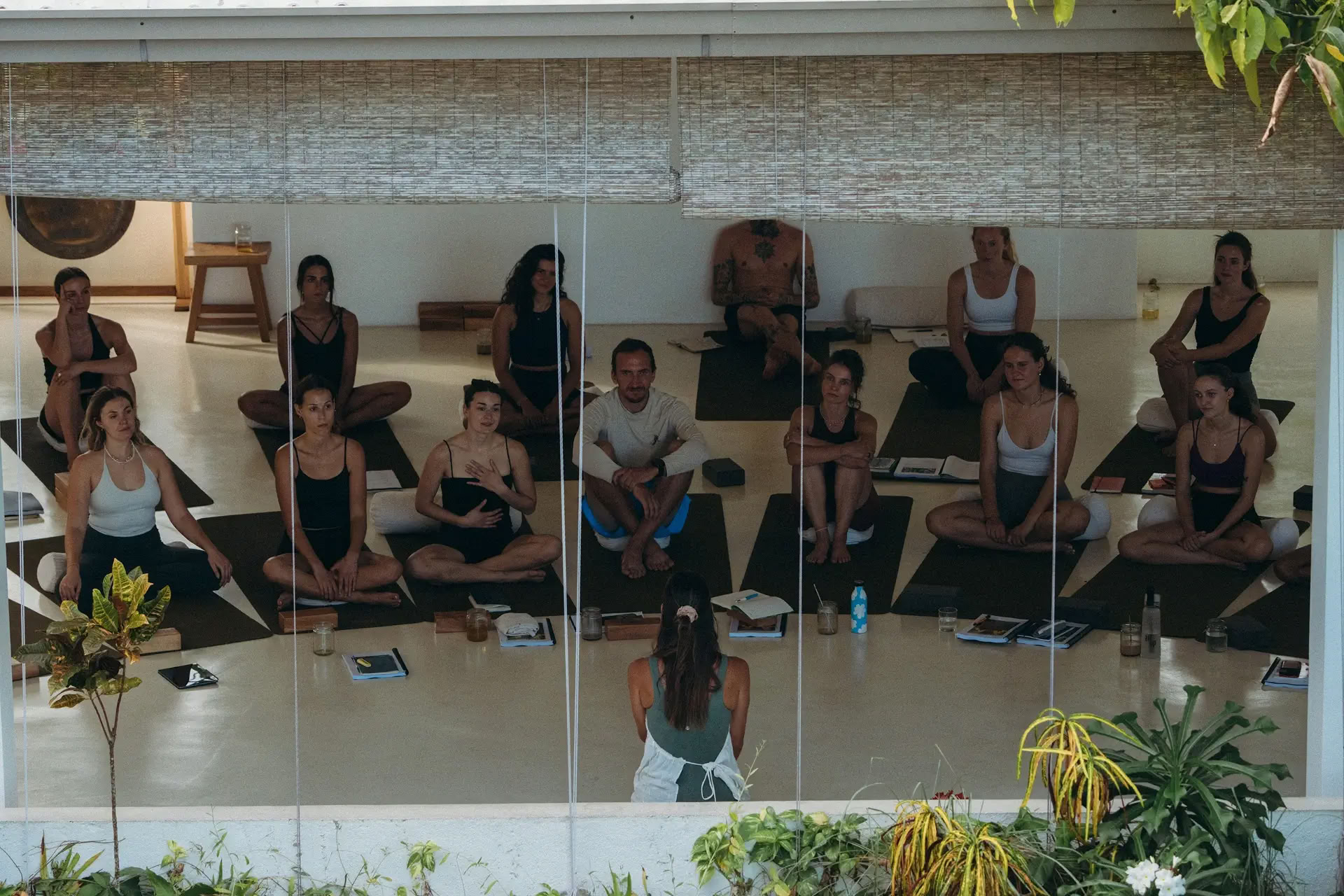 100-Stunden Vinyasa + Yin Yoga Teacher Training