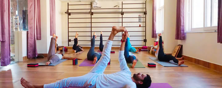 4-tägiges Yoga-Retreat-Paket in Rishikesh