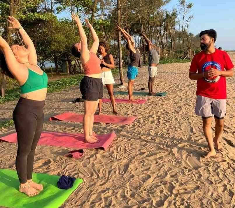 100-Stunden-Yoga-Lehrer-Ausbildungskurs in Kerala