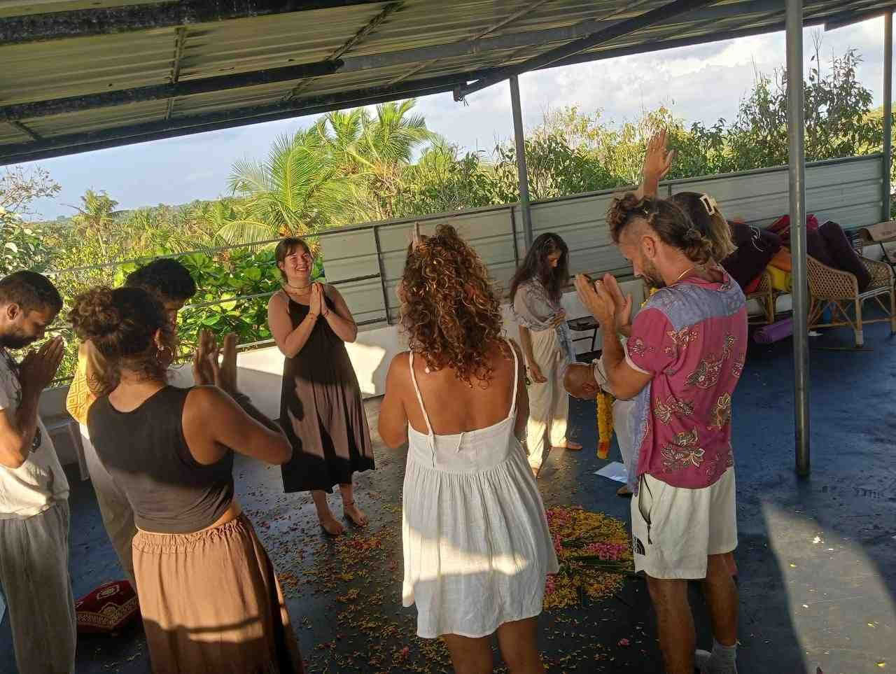 100-Stunden-Yoga-Lehrer-Ausbildungskurs in Kerala