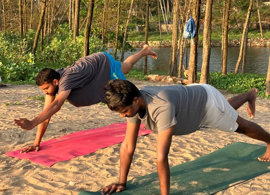 500-Stunden-Yoga-Lehrerausbildungskurs in Kerala
