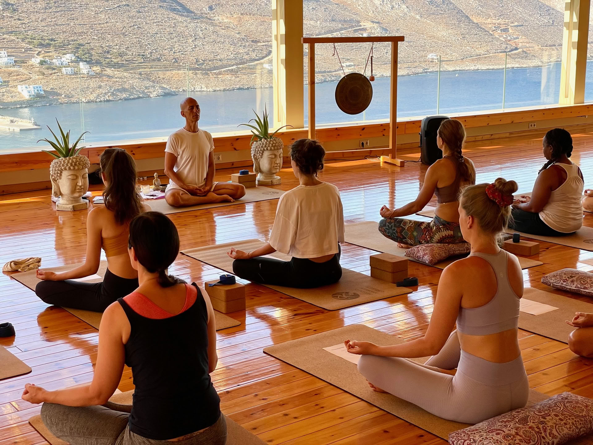 200-H Vinyasa & Hatha Yoga Lehrerausbildung, Kreta, Griechenland 07 - 27 November 2026