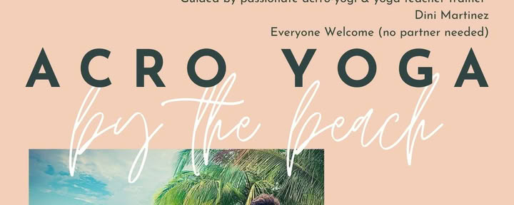 Acro Yoga in Bocas