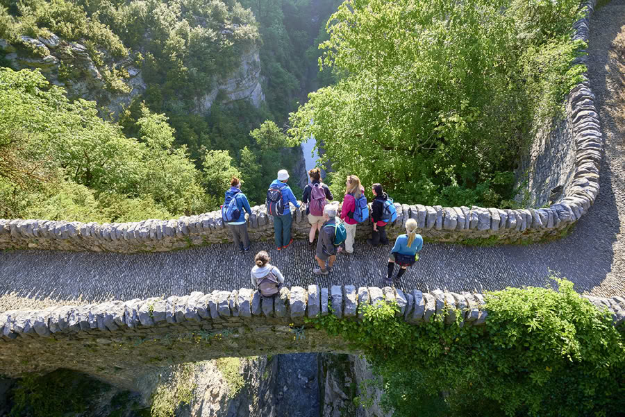Dancing nature: Bewegung, Yoga, Kunst & Wandern Retreat