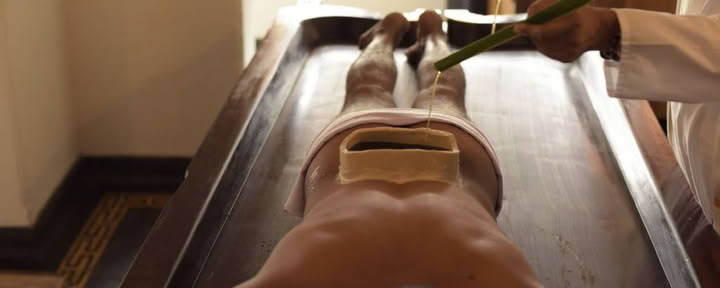 14-tägige Panchakarma-Chikitsa CGH Kalari Kovilakom, Kerala