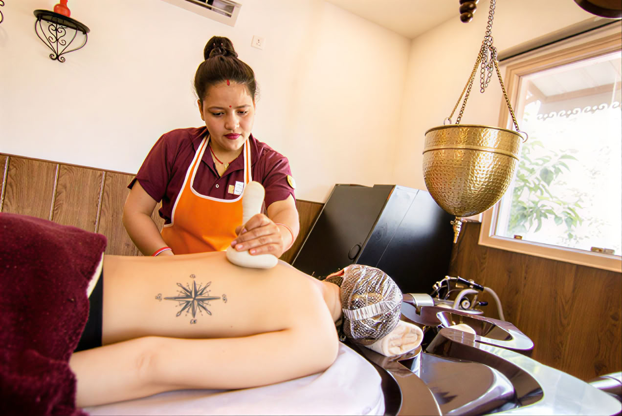7-Nächte Ayurvedisches Wellness-Programm im Niraamaya Retreats Surya Samudra, Kovalam