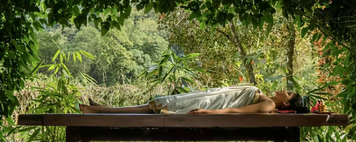 7-Nächte Ayurvedisches Wellness-Programm im Niraamaya Retreats Surya Samudra, Kovalam