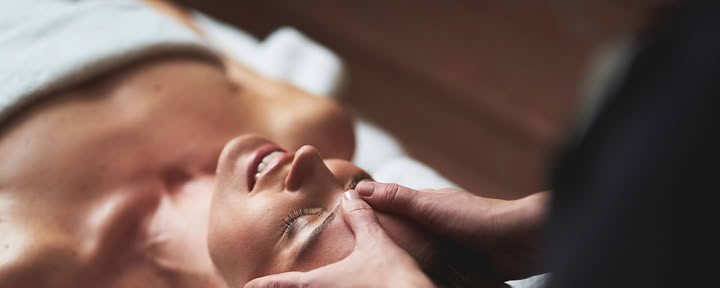 Go with the flow! Massagen & Wellness
