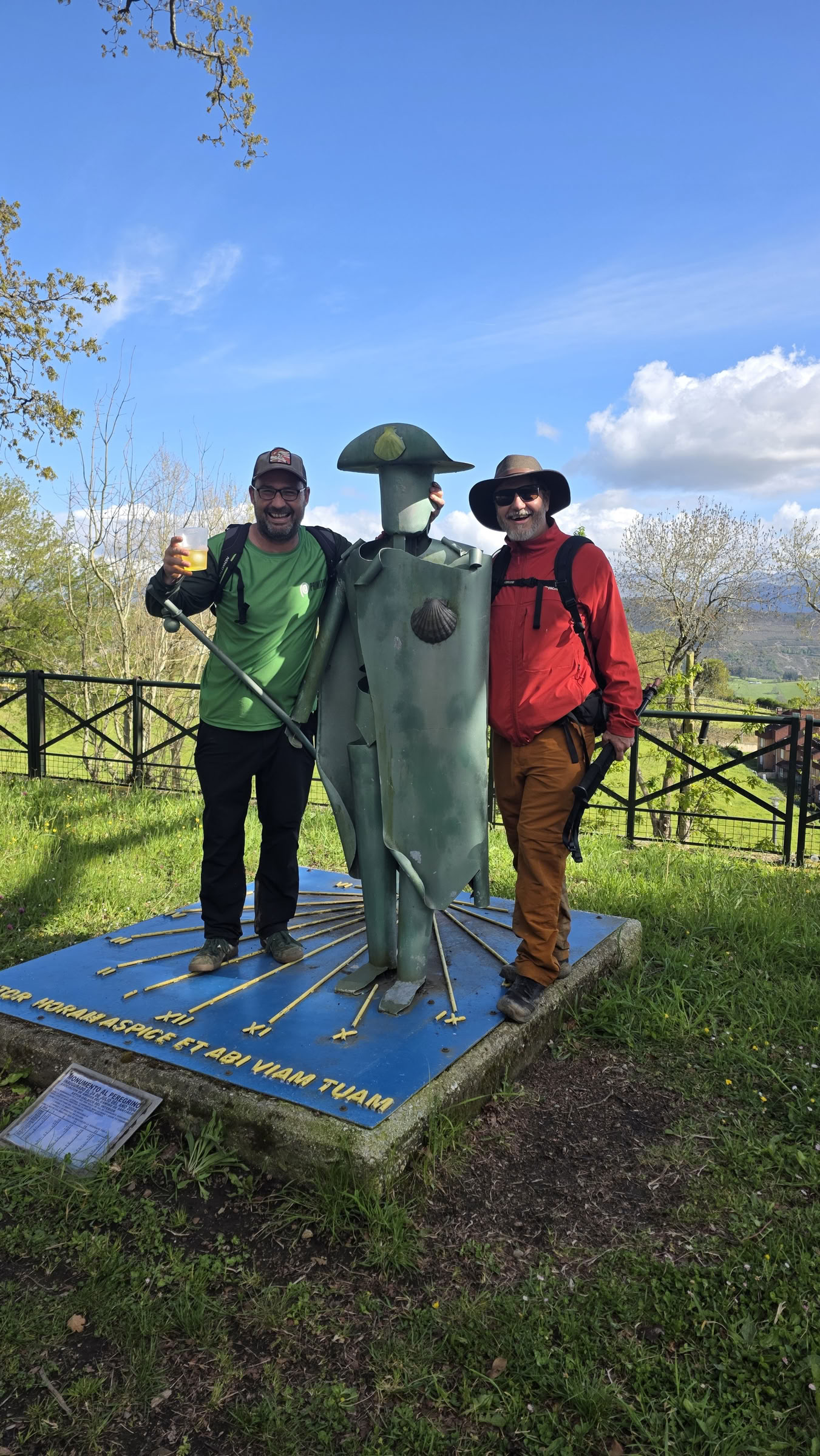 El Camino Total Eclipse: Wandern, Radfahren und Reiten