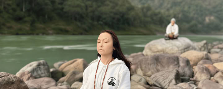 100-Stunden-Kundalini-Yoga-Lehrertraining in Rishikesh