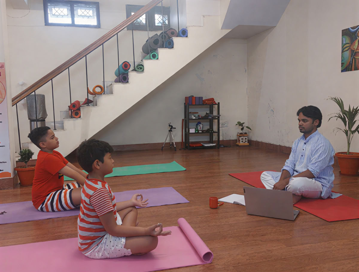 100 Stunden Yoga-Lehrer-Ausbildung