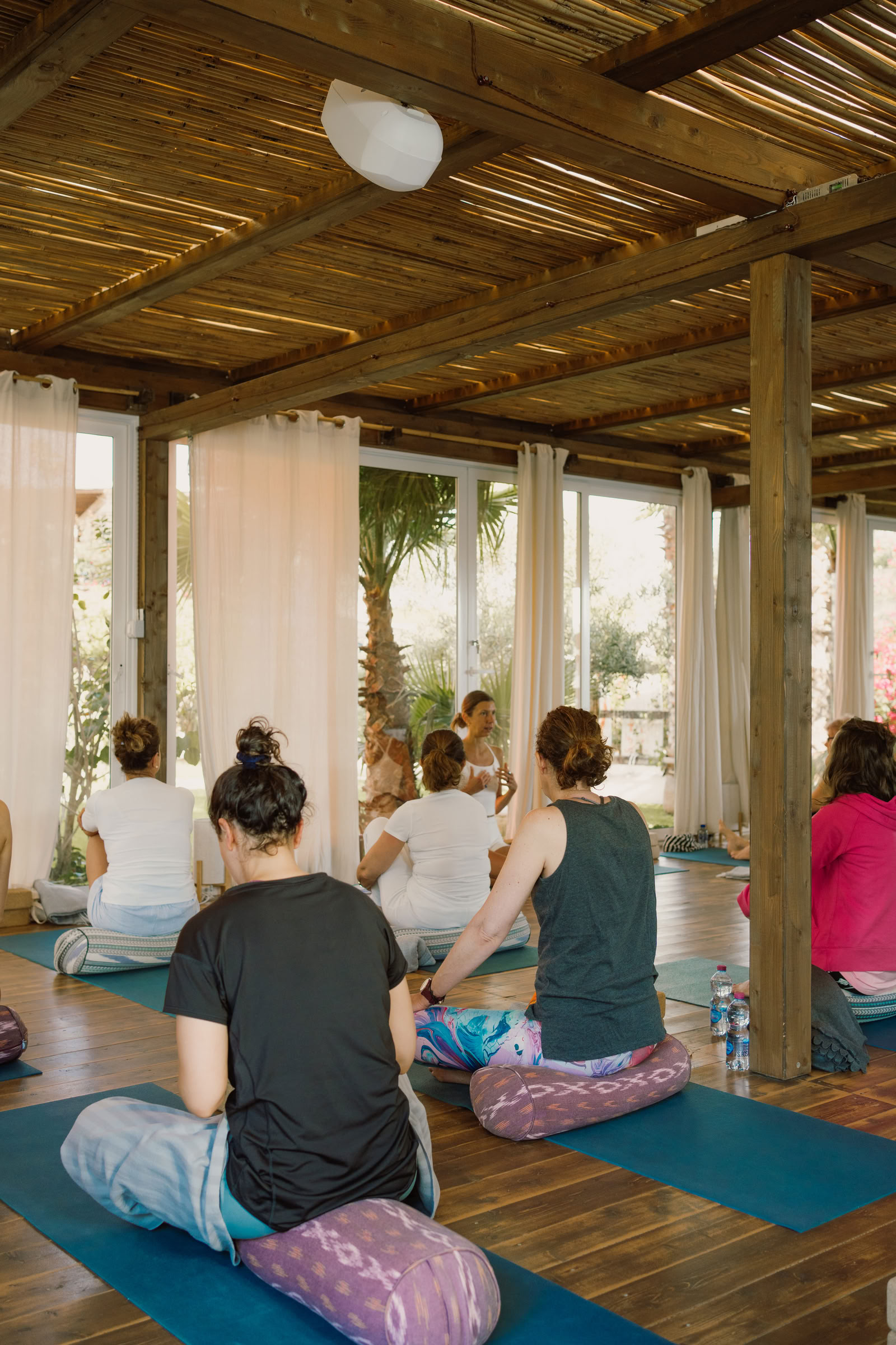 70-Stunden Yin Yoga Teacher Training | Immersive Experience in Sizilien