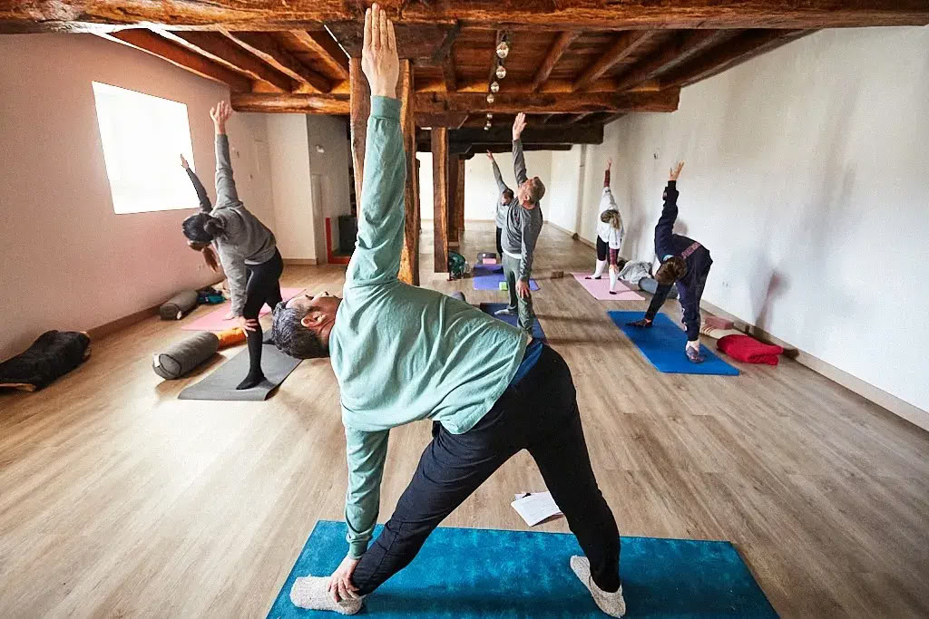 Yoga- und Vitalitäts-Retreat: Erwachende Frühlingsenergie in den Pyrenäen