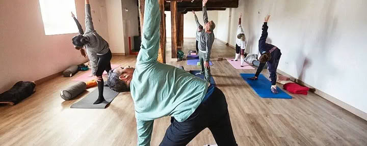 Yoga- und Vitalitäts-Retreat: Erwachende Frühlingsenergie in den Pyrenäen