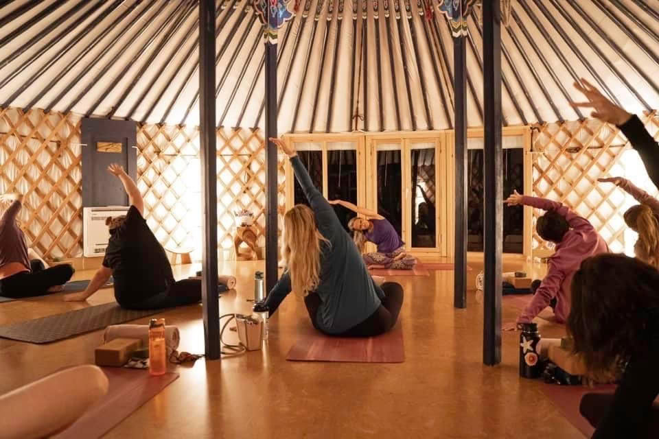 Herbstliches Chakra-Reset & Reiki-Level-1-Zertifizierung