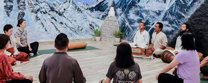 100-Stunden-Bhakti-Yoga-Workshop