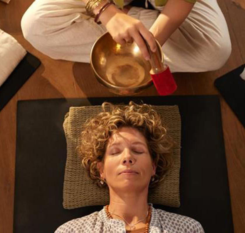 Restoratives Yoga und Klangheilung – 28. Sep. - 2. Okt.