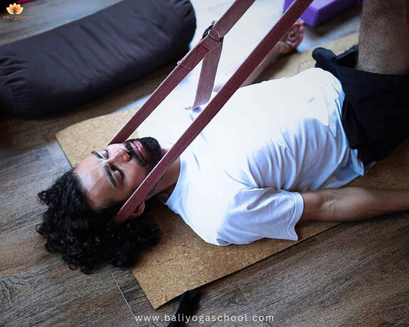 500-Stunden-Yin-Yoga-Lehrerausbildung in Bali Uluwatu