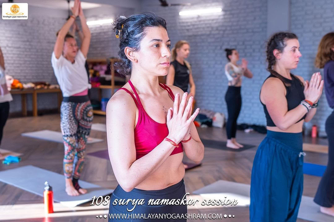500-Stunden-Yin-Yoga-Lehrerausbildung in Bali Uluwatu