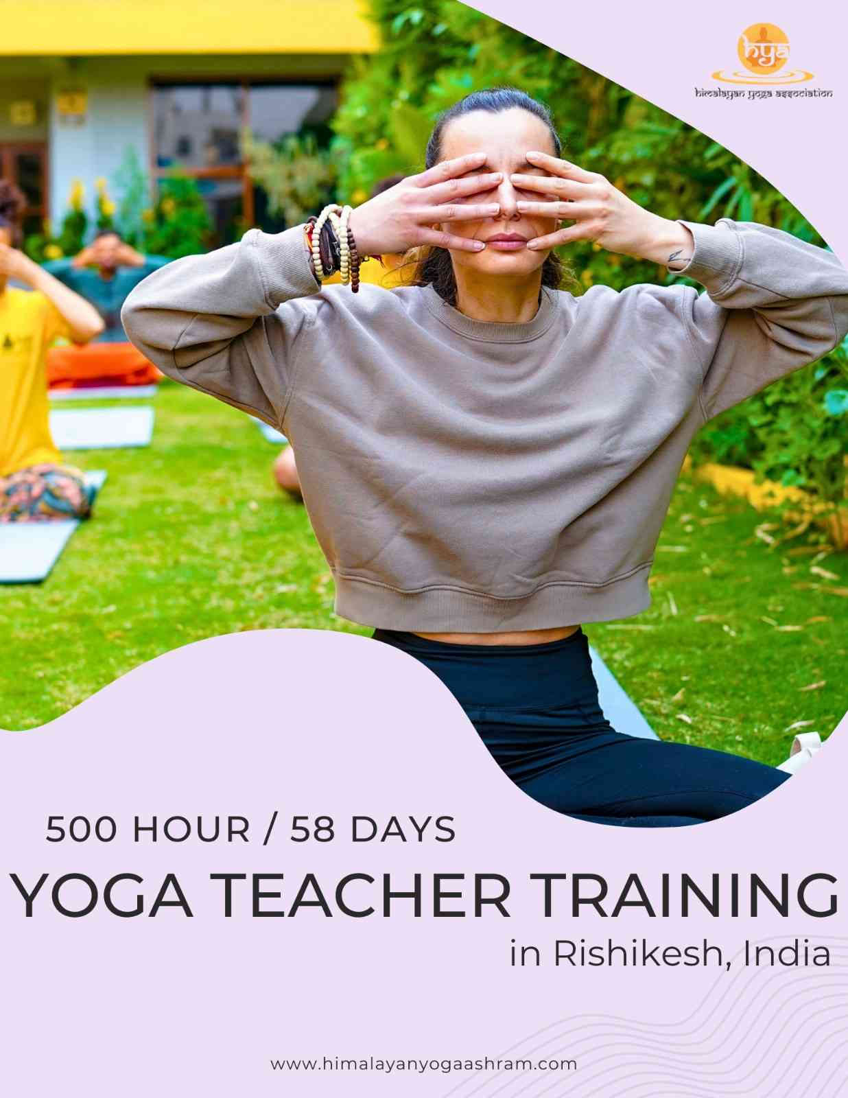 300-Stunden-Yogalehrerausbildung in Thailand