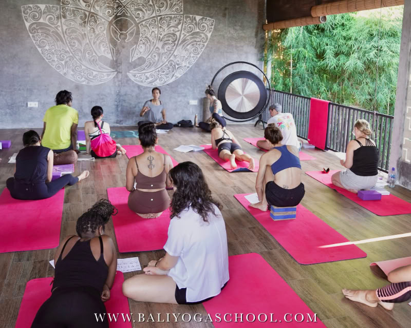 100-stündige Yogalehrerausbildung in Kambodscha