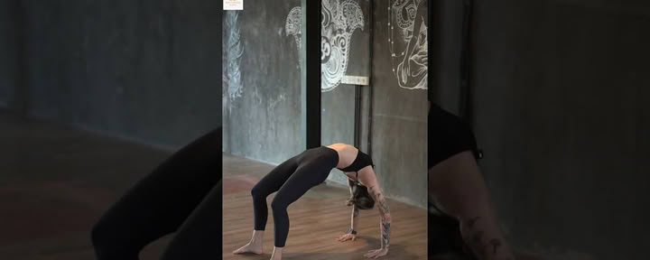 100-Stunden-Yoga-Lehrerausbildung in Uluwatu, Bali