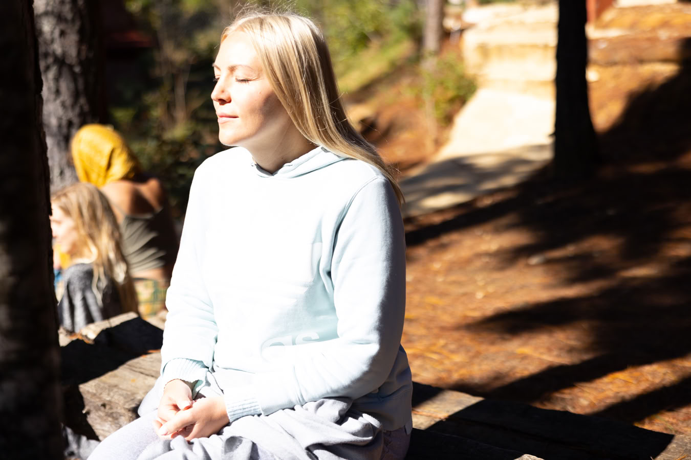 Das Unbewusste erhellen: 7-tägiges Psychotherapie- und Nicht-Dualitäts-Tantra-Retreat