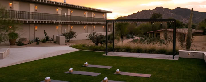 Outdoor-Yoga