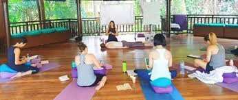 Tägliche Yoga-Drop-in-Kurse in Rishikesh