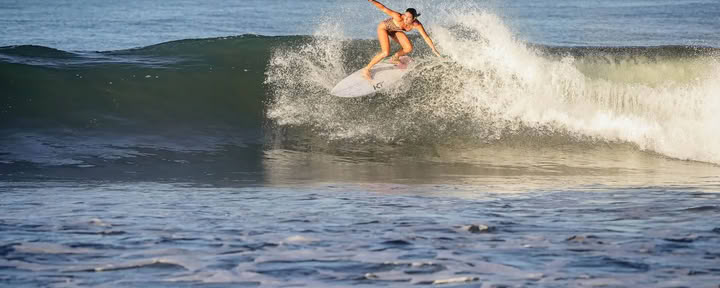 Surf-Retreat für Fortgeschrittene – Ein Ozean pro Tag | Amaru Nicaragua