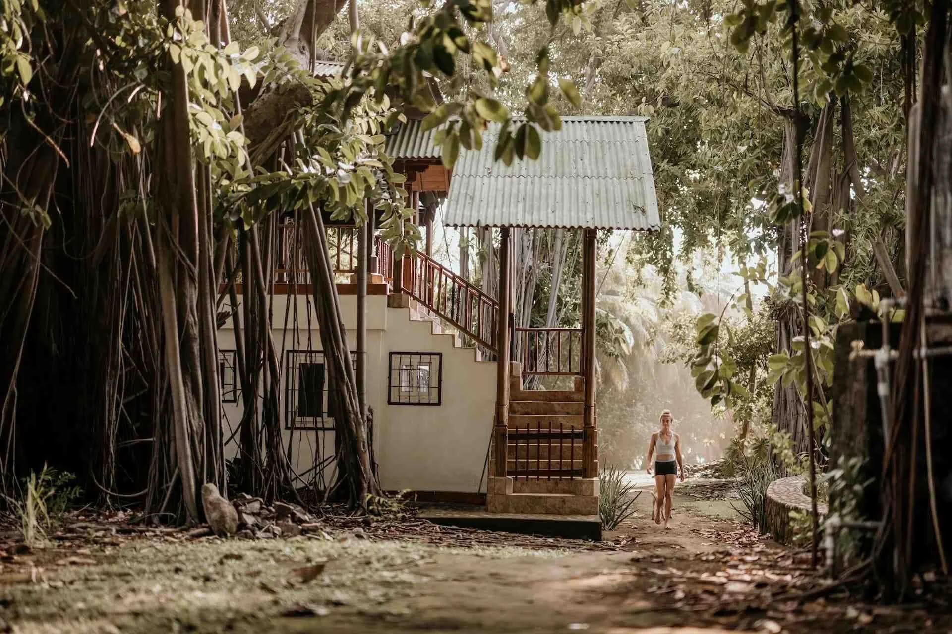 Acro-Yoga- und Surf-Retreat | Amaru Nicaragua