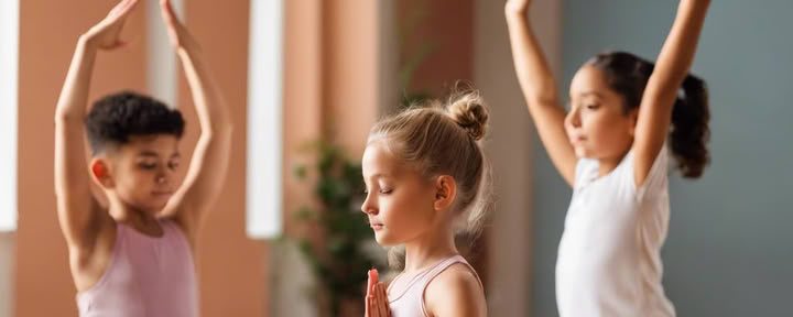 Kinderyoga-Lehrerausbildung