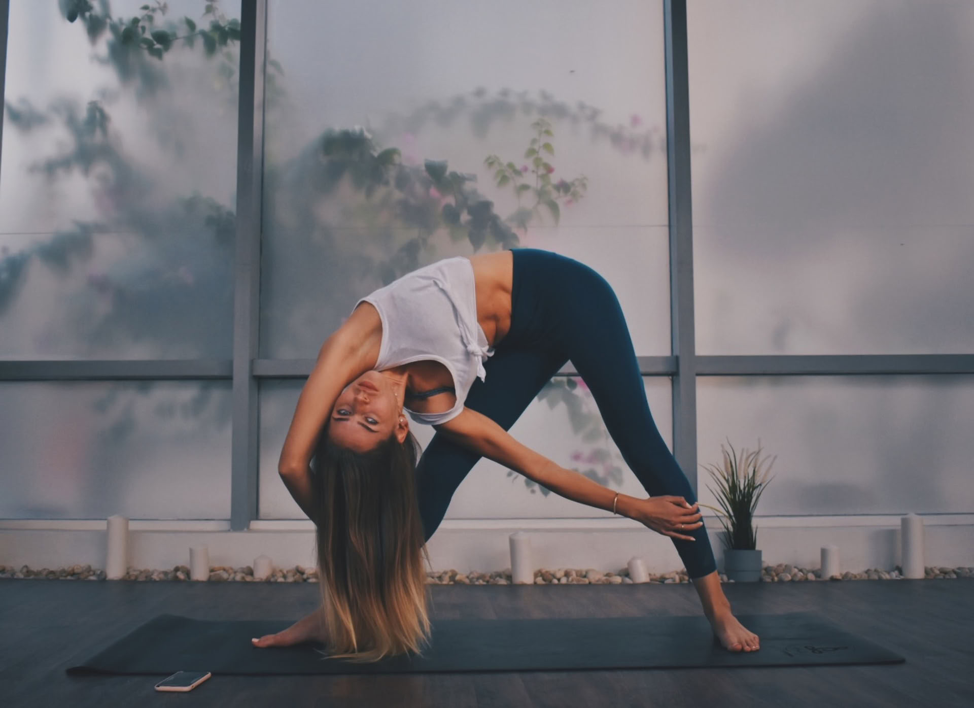 Pilates für Anfänger freitags mit Aine