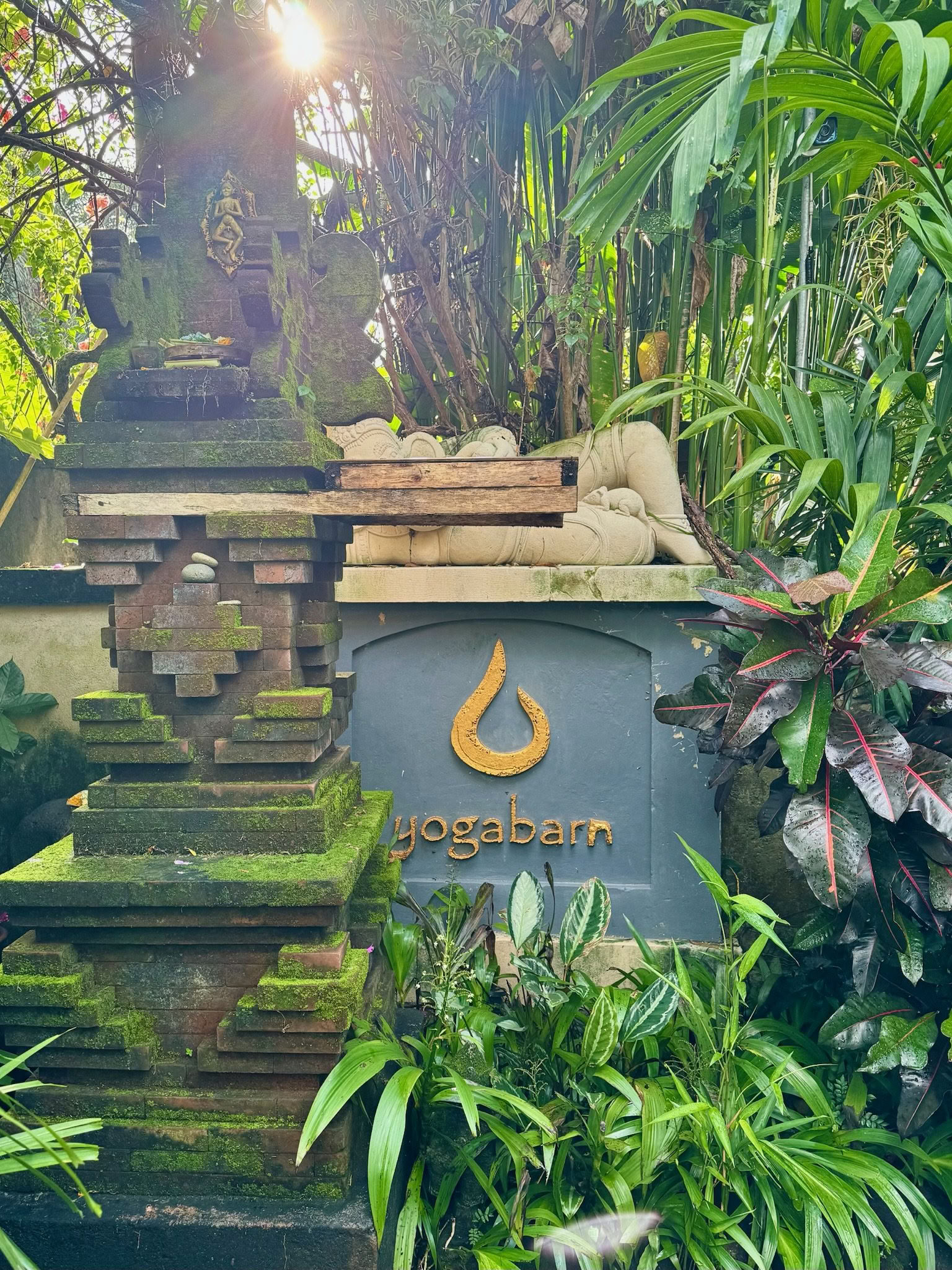 Flucht nach Bali, Indonesien