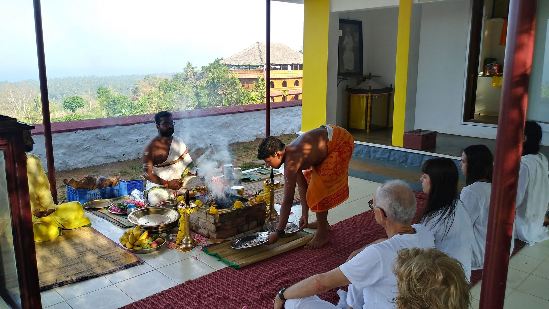 Yoga-Retreat in einem Ashram