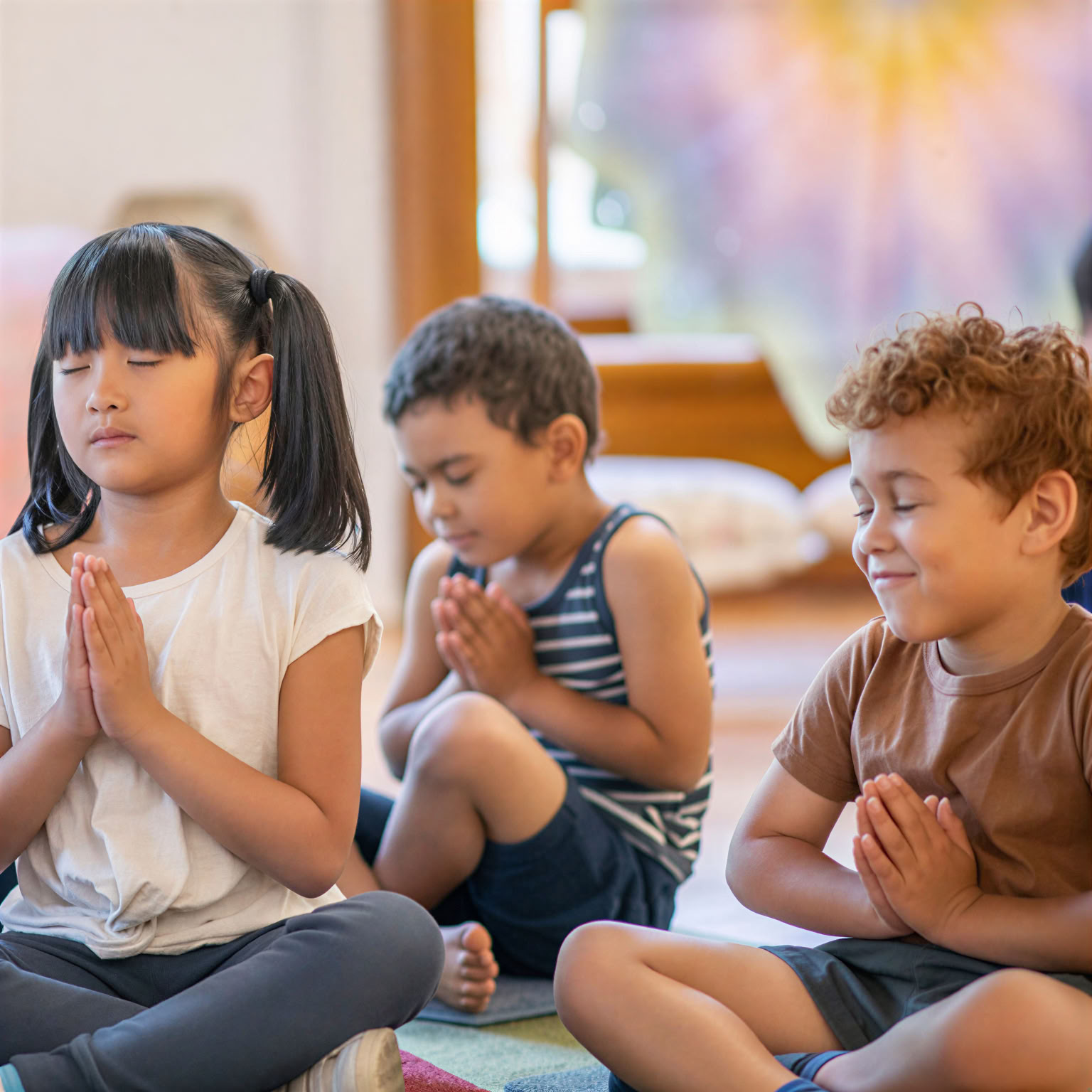Resiliente Kinderklasse - Yoga für Kinder & Spieltherapie