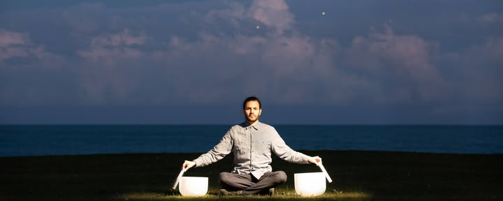 Nur für Mitglieder: Klangmeditation mit Jay Taylor