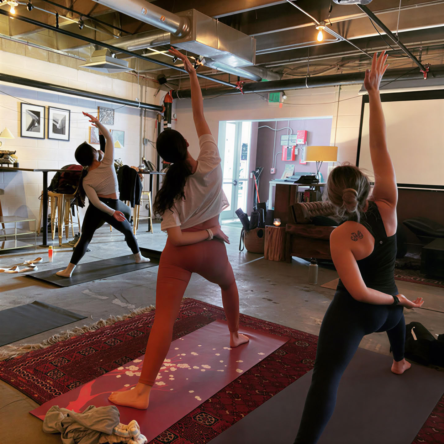 Yoga im VFW Post 1 | Denver